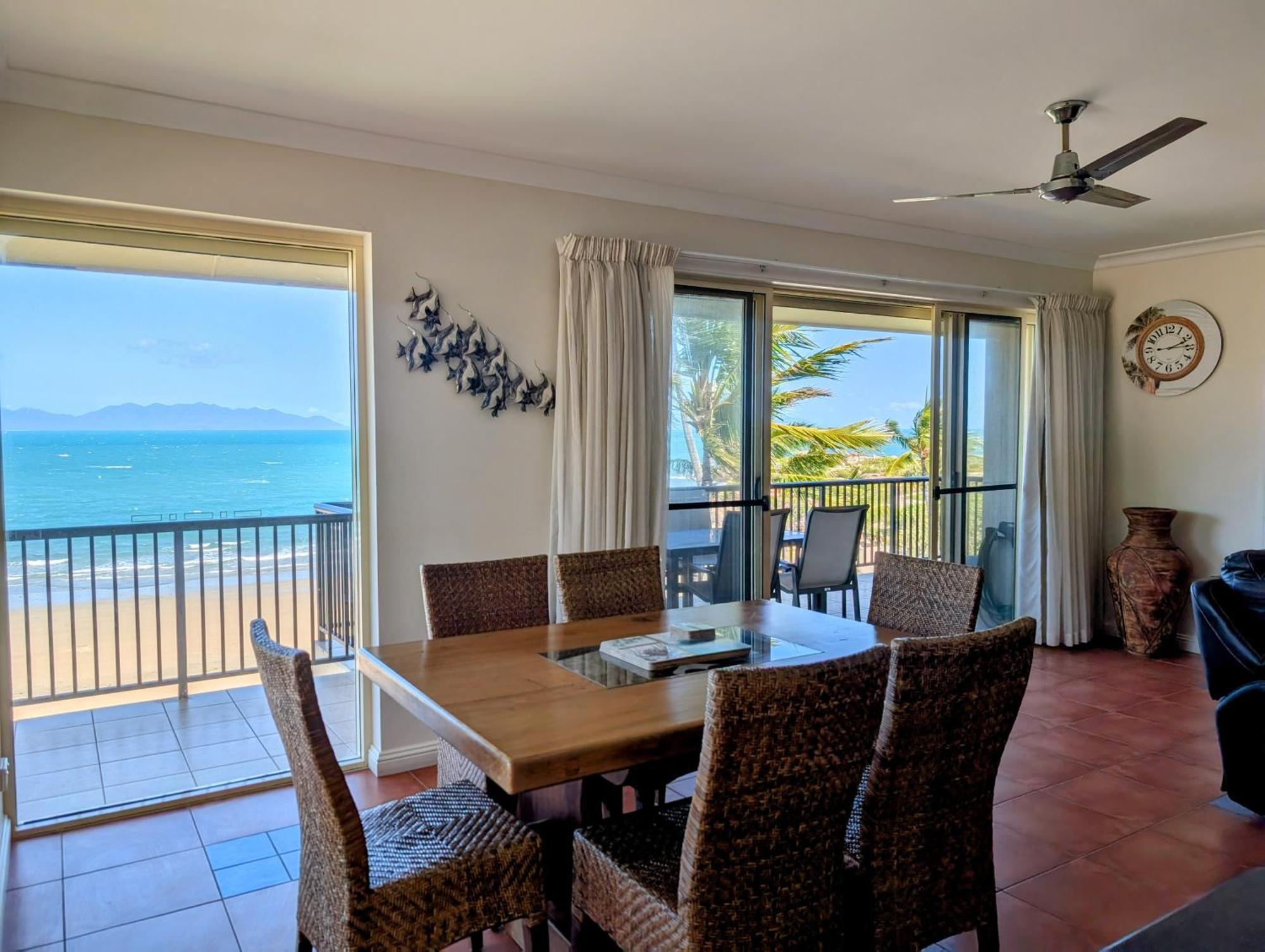 Rose Bay Resort Bowen Exterior foto