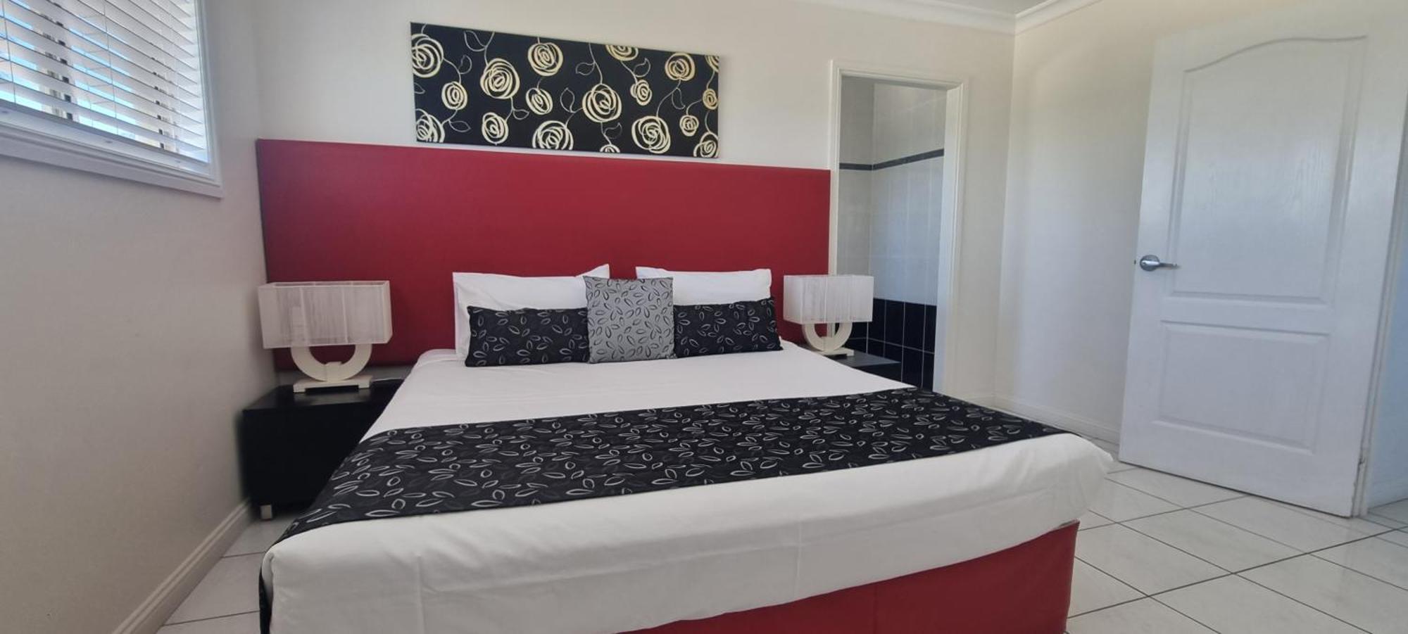 Rose Bay Resort Bowen Exterior foto