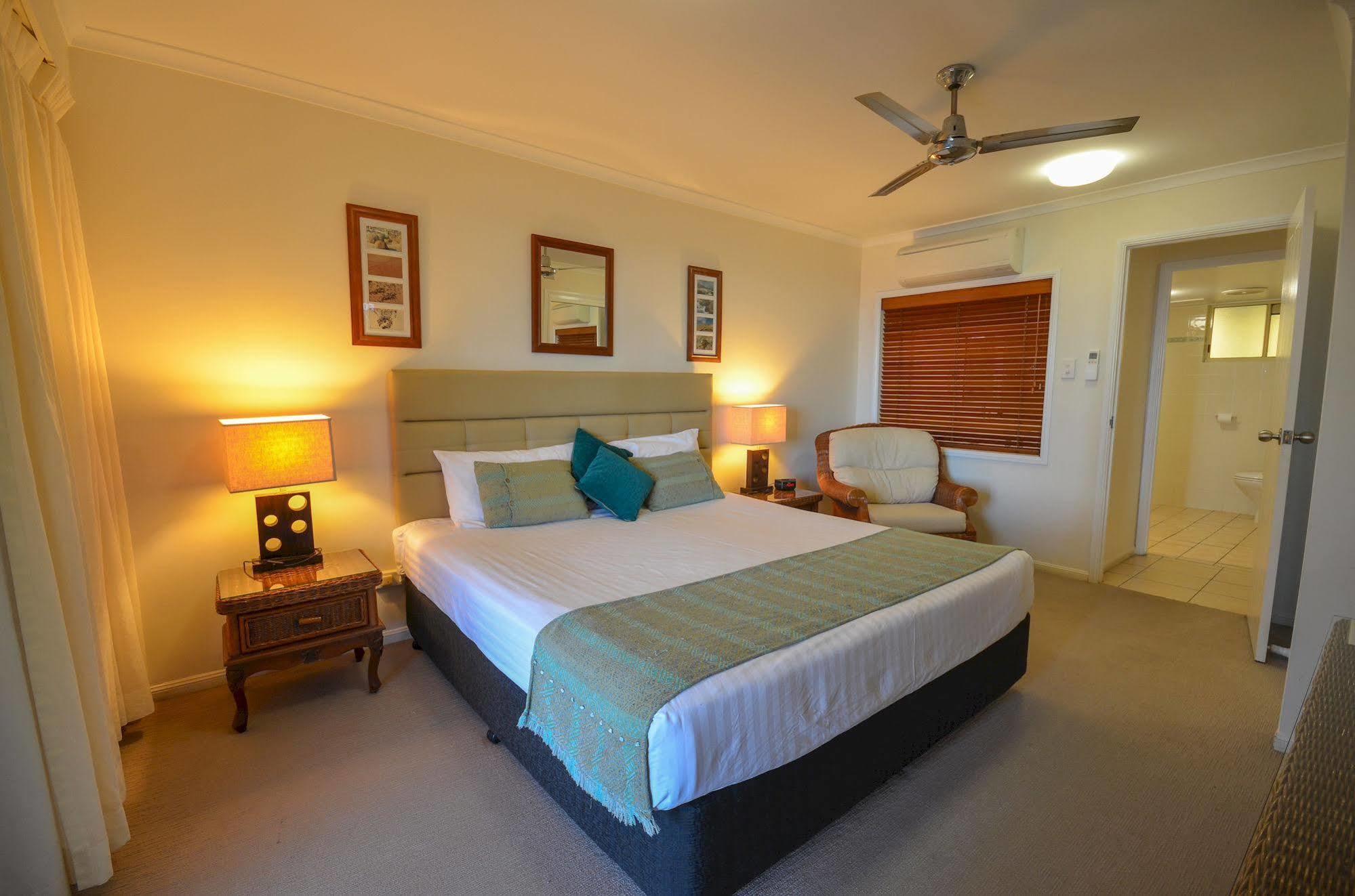 Rose Bay Resort Bowen Exterior foto